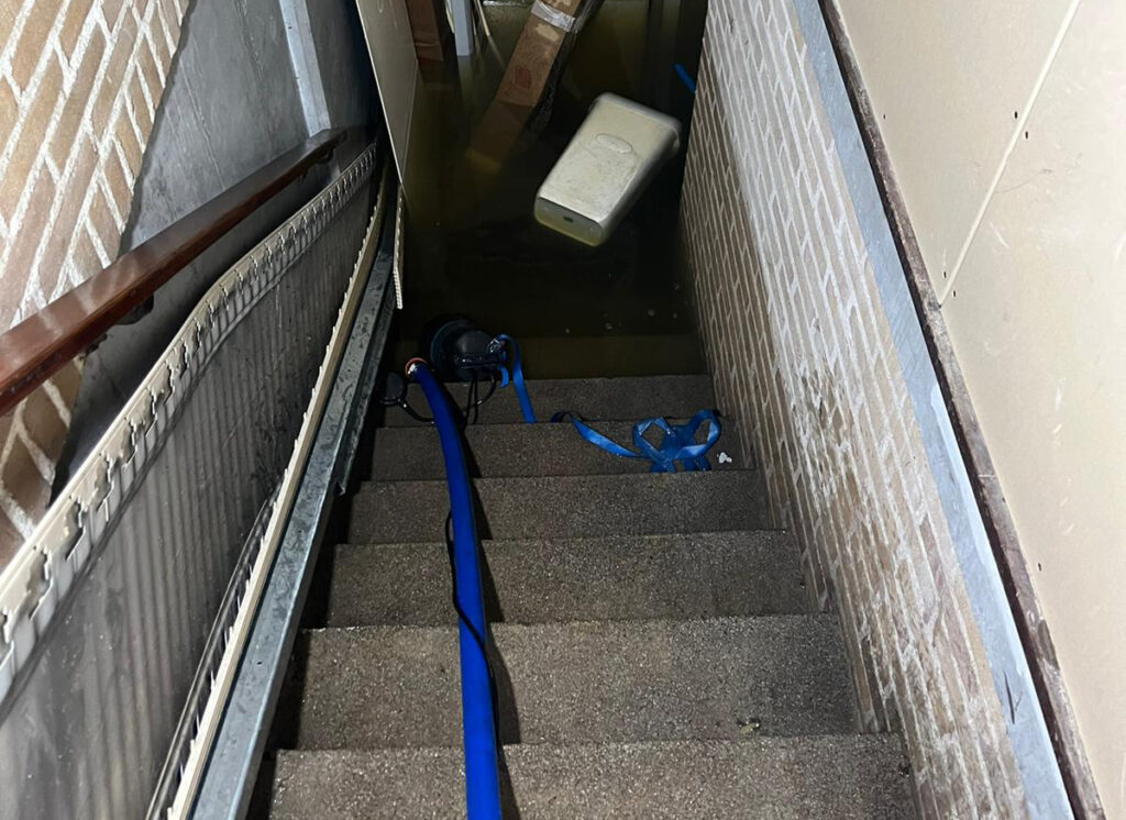 Water laten leeglopen Nonstoppingsdienst